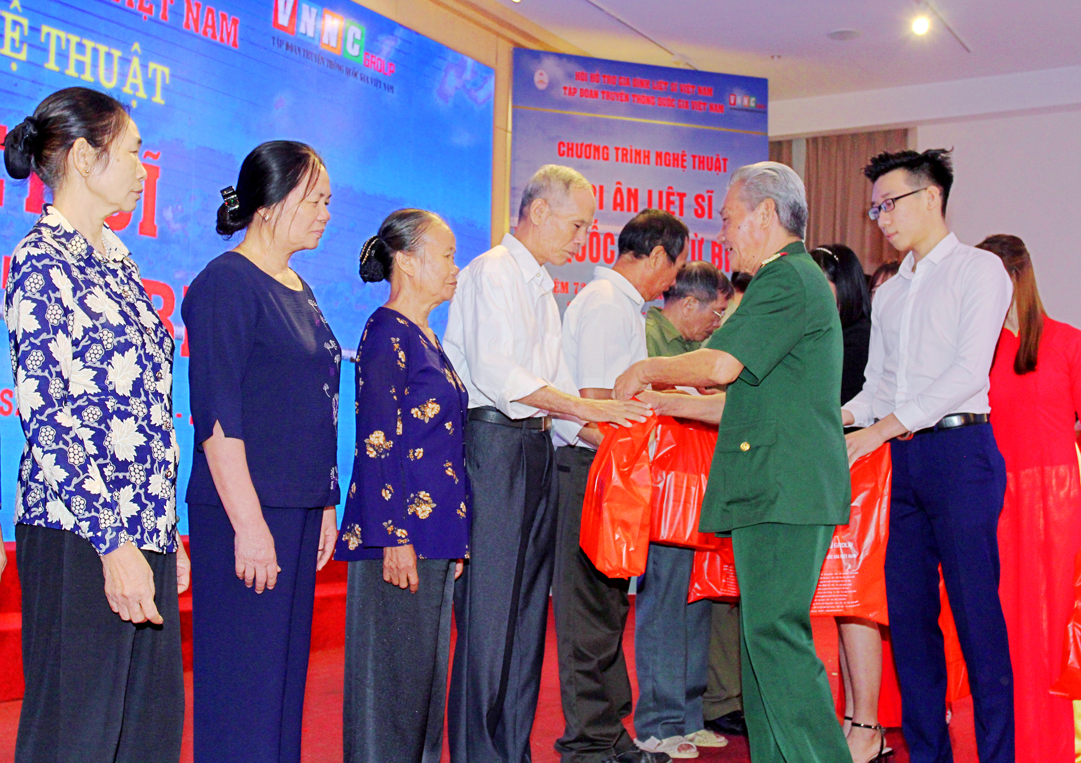  Tháng Bảy, băn khoăn những nỗi niềm 